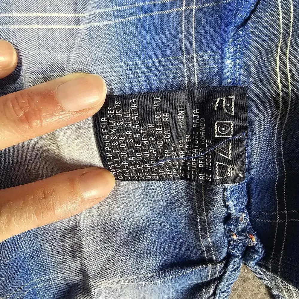 VTG Bugle Boy Hawaiian Shirt L Blue Floral Short Sleeve Y2K 1990s Shell Button - Picture 9 of 13